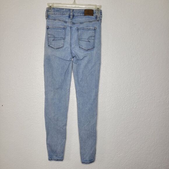 American Eagle Light Wash High-Rise Stretch Denim Jeggings – Size 0 (Short) - Picture 10 of 10